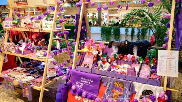 Talleres infantiles y compras en el mercadillo navideño de Fundación Mapfre mercadillo navideño Fundación Mapfre